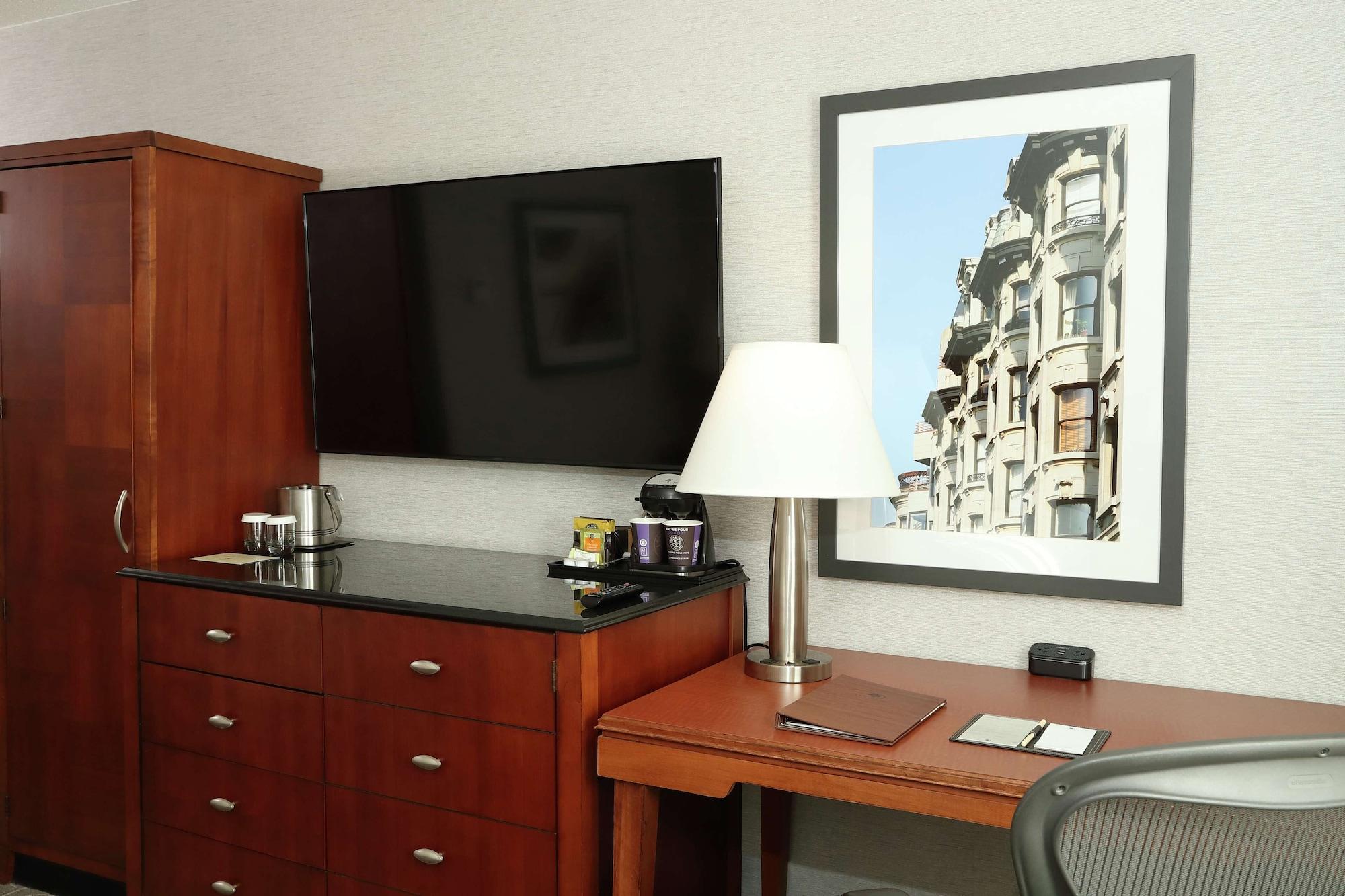 Doubletree By Hilton Boston/Westborough Hotel Exterior foto