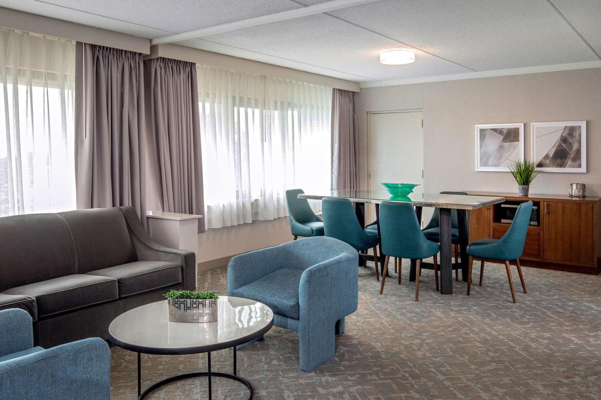 Doubletree By Hilton Boston/Westborough Hotel Exterior foto